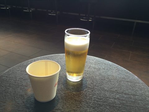 羽田空港サクララウンジでビール飲み比べ！