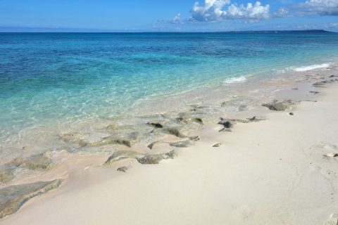 長間浜の砂浜