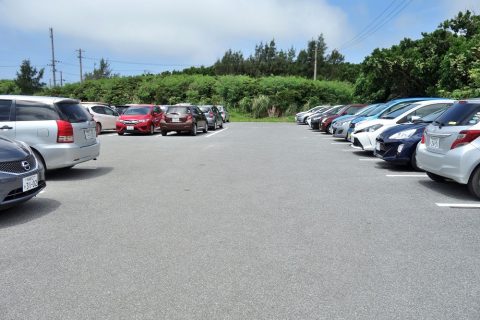 吉野海岸の駐車場