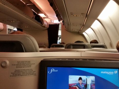 マレーシア航空ビジネスクラスA330シドニー行きの機内