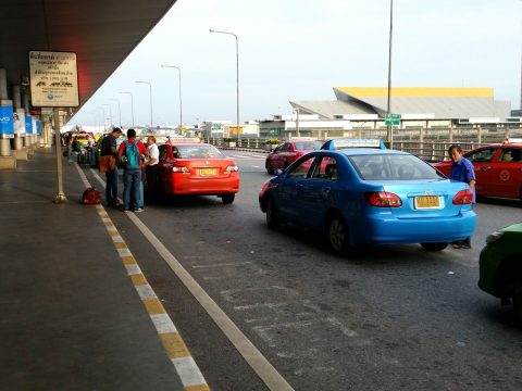 スワンナプーム空港の交渉制タクシー