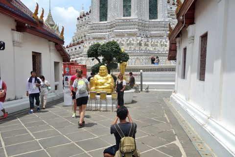 ワット･アルンの黄金の像