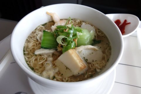 マレーシア航空機内食「Egg Noodles」