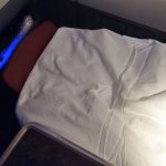 カタール航空ビジネスクラスB777-200の寝心地と朝食をレポート!成田~ドーハ