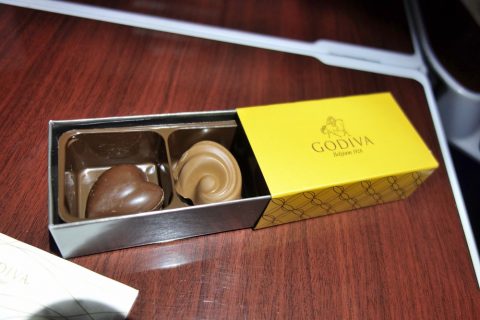 カタール航空ビジネスクラスのGODIVA