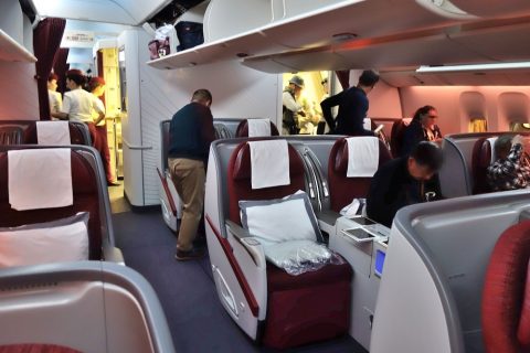 カタール航空b777-200ビジネスクラスのシート配列