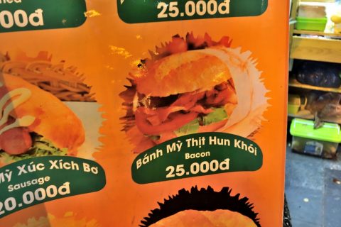 Bacon／Banh-Mi-Ha-Noi-nightmarket