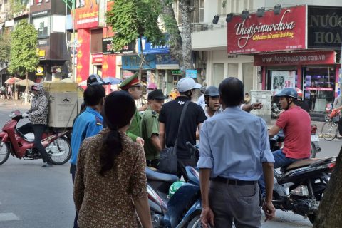 vietnam-hanoi／バイク事故