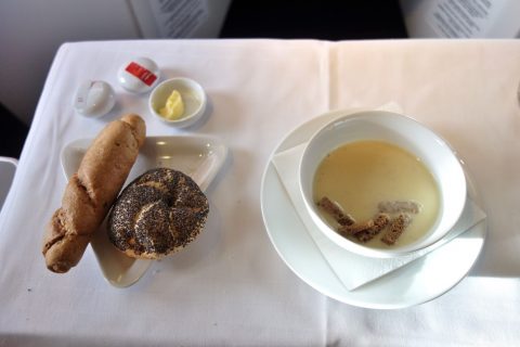 パンとスープ/austrian-airlines-businessclass