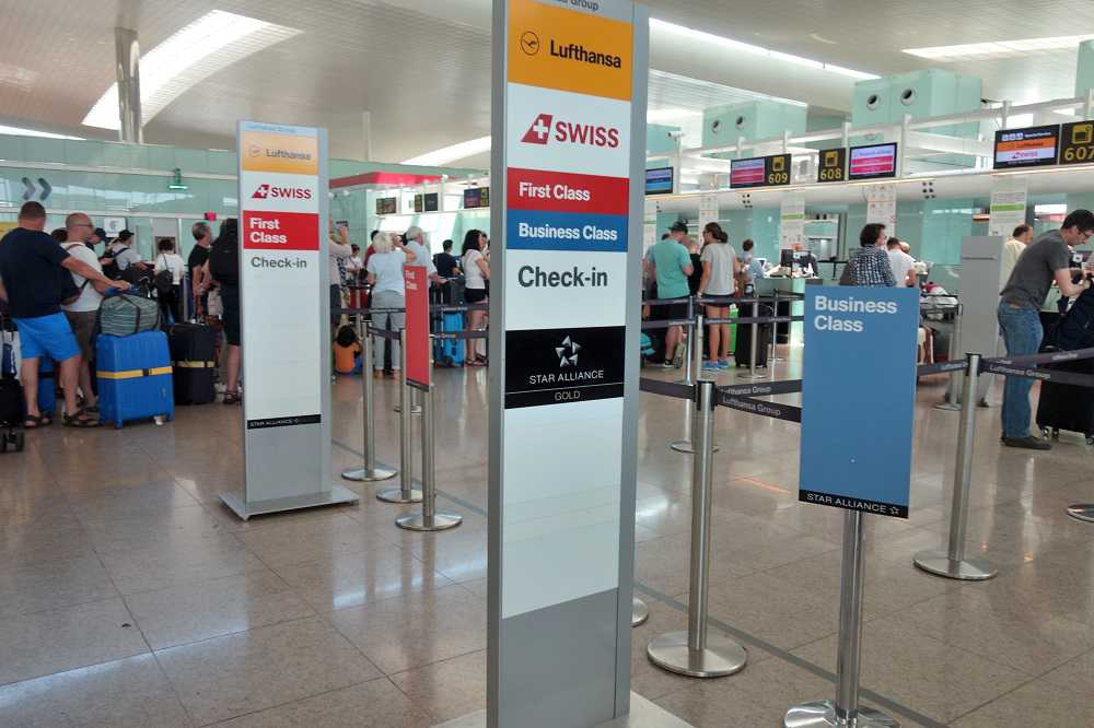 バルセロナ国際空港 ビジネスチェックイン と ファストレーン を体験