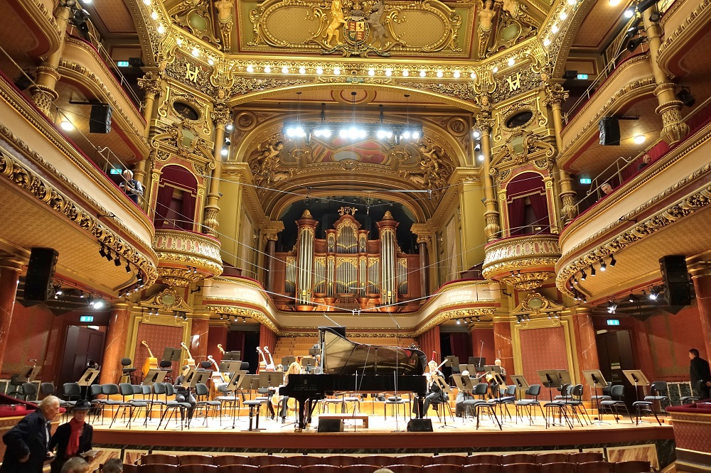VICTORIA HALL, Viewing Report! Final of the Geneva International Competition