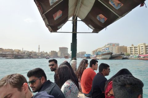 dubai-abra／乗客