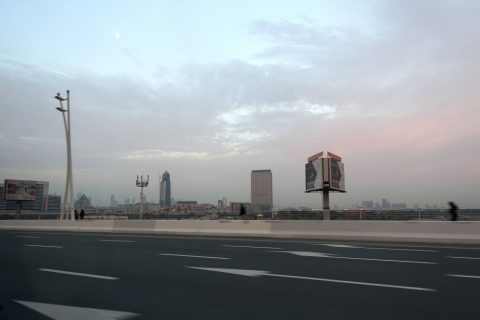 dubai-airport-access-taxi／ハイウェイ