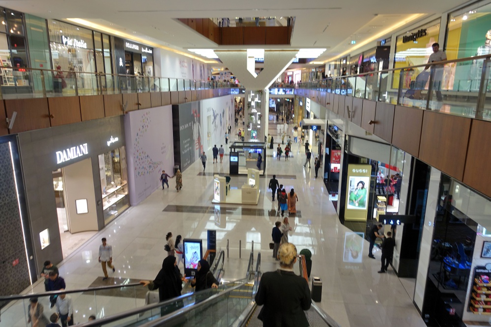 Dubai Mall How To Walk Without Getting Lost Utilization And