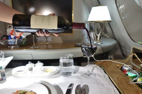 emirates-firstclass-a380／高級赤ワイン