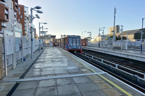 london-DLR／グリニッジ駅