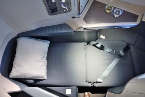 cathaypacific-businessclass-a350／フルフラットベッド