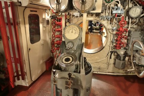 submarine-s56-historical-museum／中央制御室