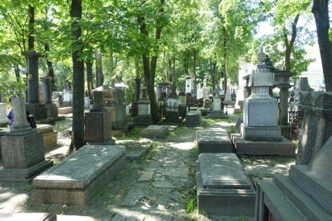 Lazarevskoe-cemetery／墓探し
