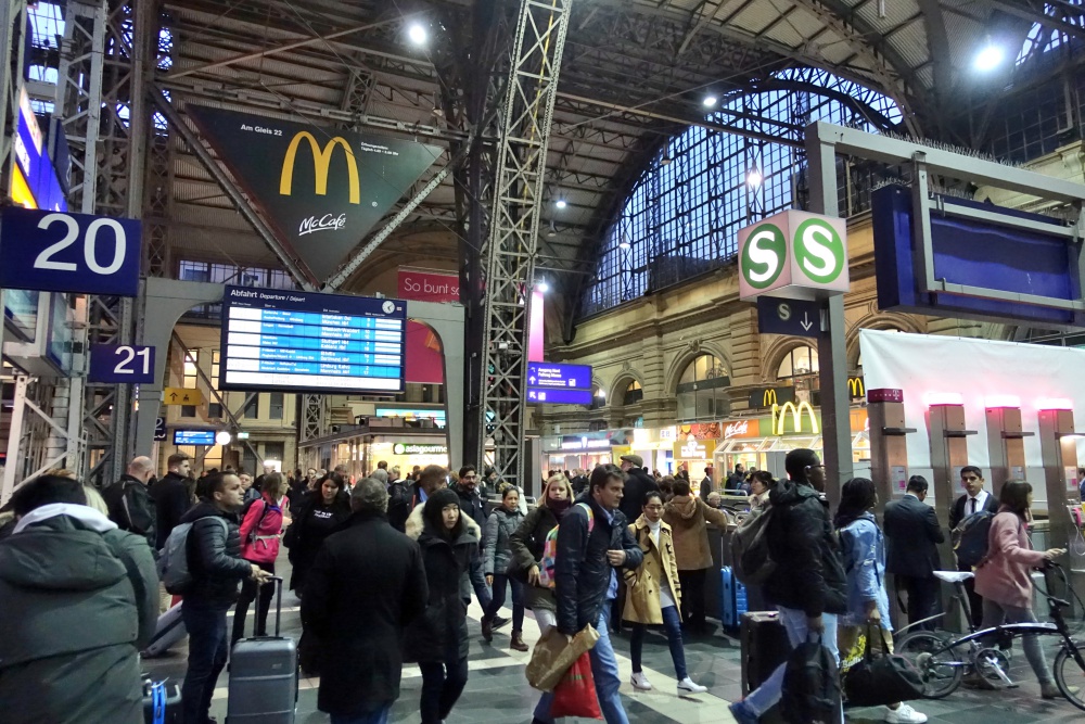 パリからフランクフルト空港へ鉄道でアクセス 費用と所要時間を計測