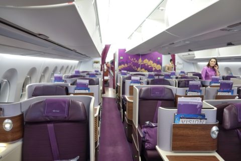 thai-airways-businessclass／スタッガード