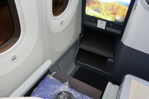 ANA-businessclass-b787-10／座席の仕様