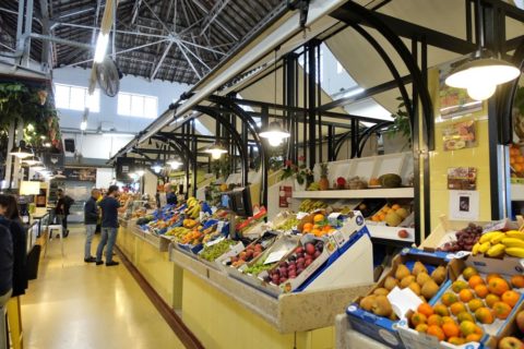 mercado-de-campo-de-ourique／市場