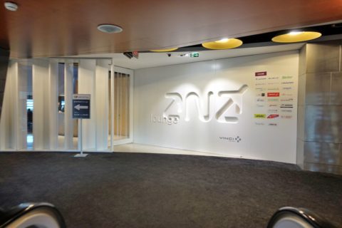 ANA-lounge-lisbon