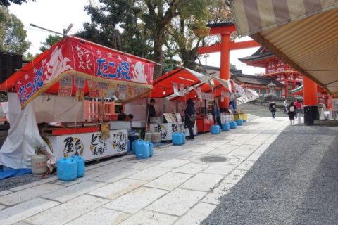 伏見稲荷大社/参道の屋台